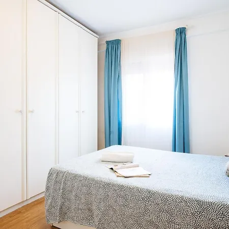 Apartment Ixte Alameda Plaza 3 *